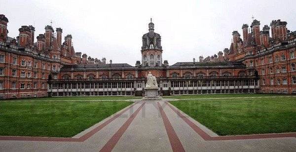 藝術(shù)院設(shè)計(jì)師測試3D打印機(jī)制造管狀織物結(jié)構(gòu)